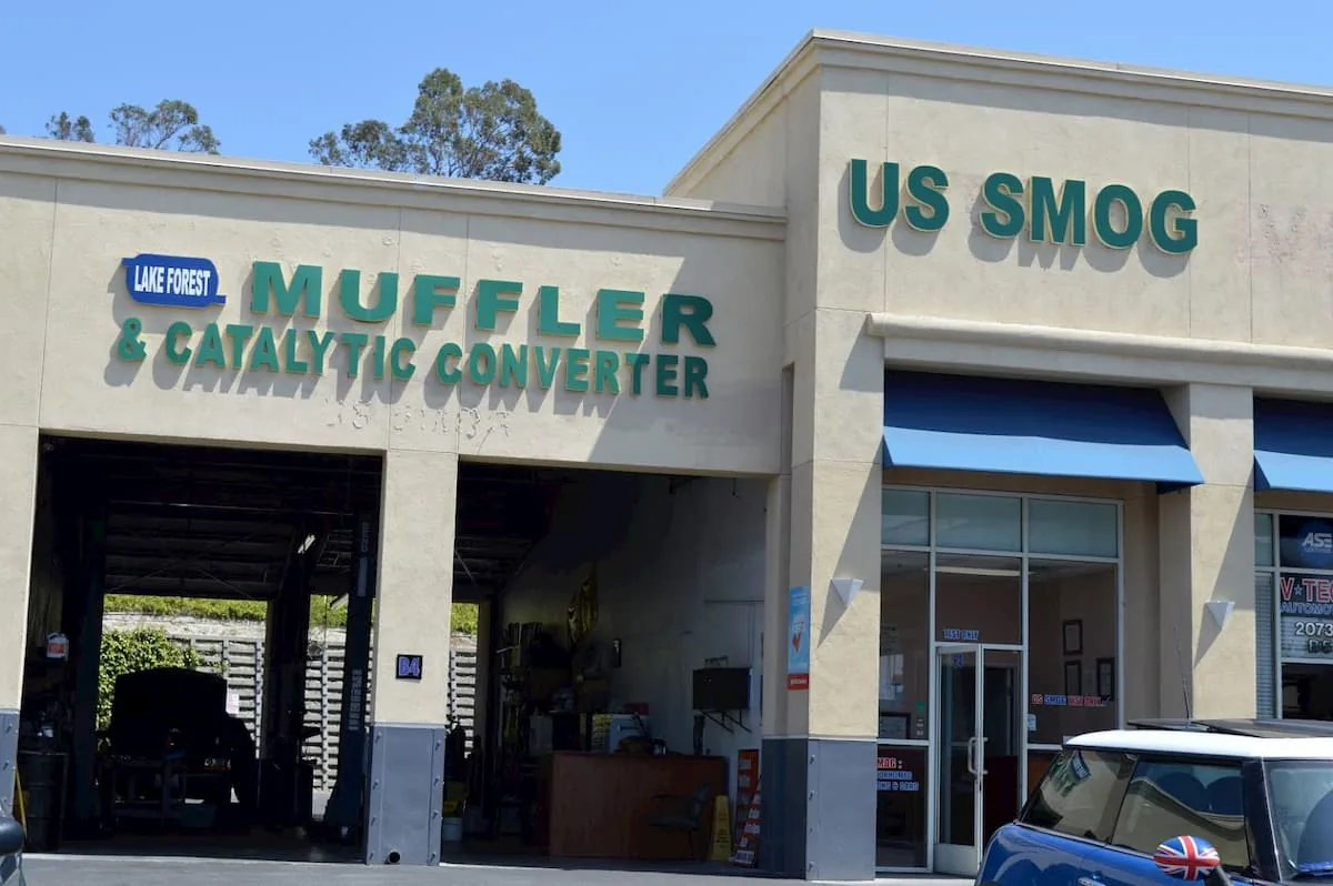 Us Smog in Lake Forest